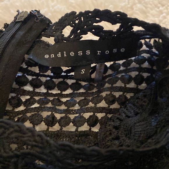 Endless Rose Peplum Top - Picture 4 of 4